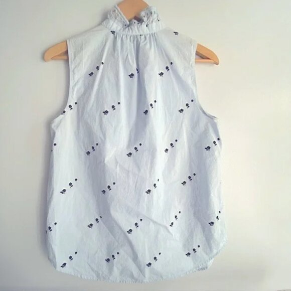 Ann Taylor Sleeveless V-Neck Button Down Blouse | Size Small | 100% Cotton EUC - Picture 2 of 9